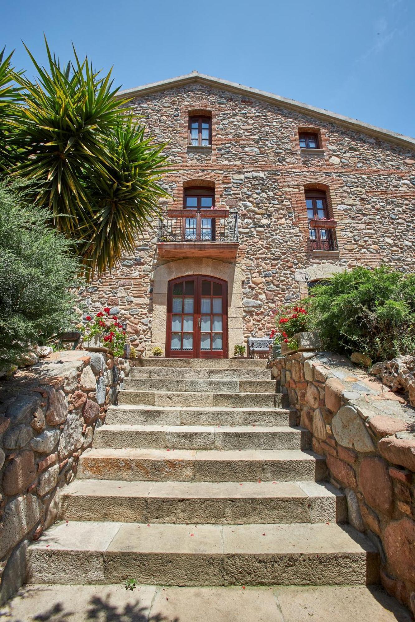 Mas Can Calet Aparthotel Les Franqueses del Valles Exterior photo